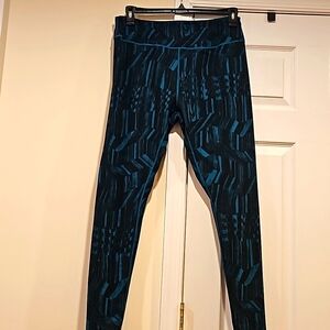 Zella 1X athletic leggings, green + black. EUC